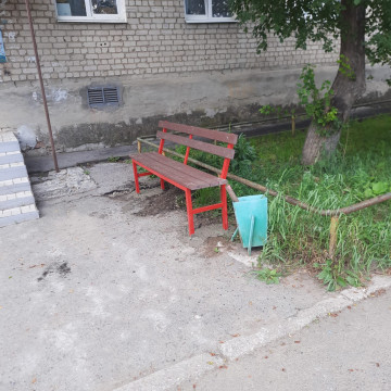 СЕЗОН УСТАНОВКИ СКАМЕЕК В САМОМ РАЗГАРЕ
