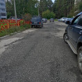 НА ЛЕНИНСКОМ ПОСЕЛКЕ ПРОДОЛЖАЕТСЯ ВОССТАНОВЛЕНИЕ ДВОРОВЫХ ПРОЕЗДОВ