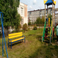 СТРАДА ПО ЛАВОЧКАМ, УСТАНОВЛЕННЫМ ВО ДВОРАХ, ПРОДОЛЖАЕТСЯ