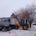 КУДЕЗ ПРИСТУПАЕТ К ВЫВОЗУ СНЕГА ИЗ ДВОРОВ