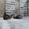 ВЫВОЗ СНЕГА С ПРИДОМОВЫХ ТЕРРИТОРИЙ СЕЙЧАС В ПРИОРИТЕТЕ